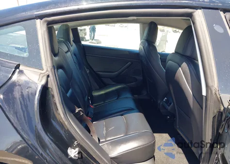 2022 Tesla Model 3 Rear-Wheel Drive из США, поврежденный, VIN 5YJ3E1EA0NF297995